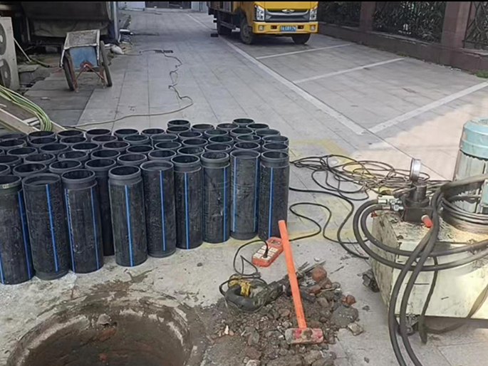 寒亭PE置换管厂家 DN315置换管 非开挖管短管置换